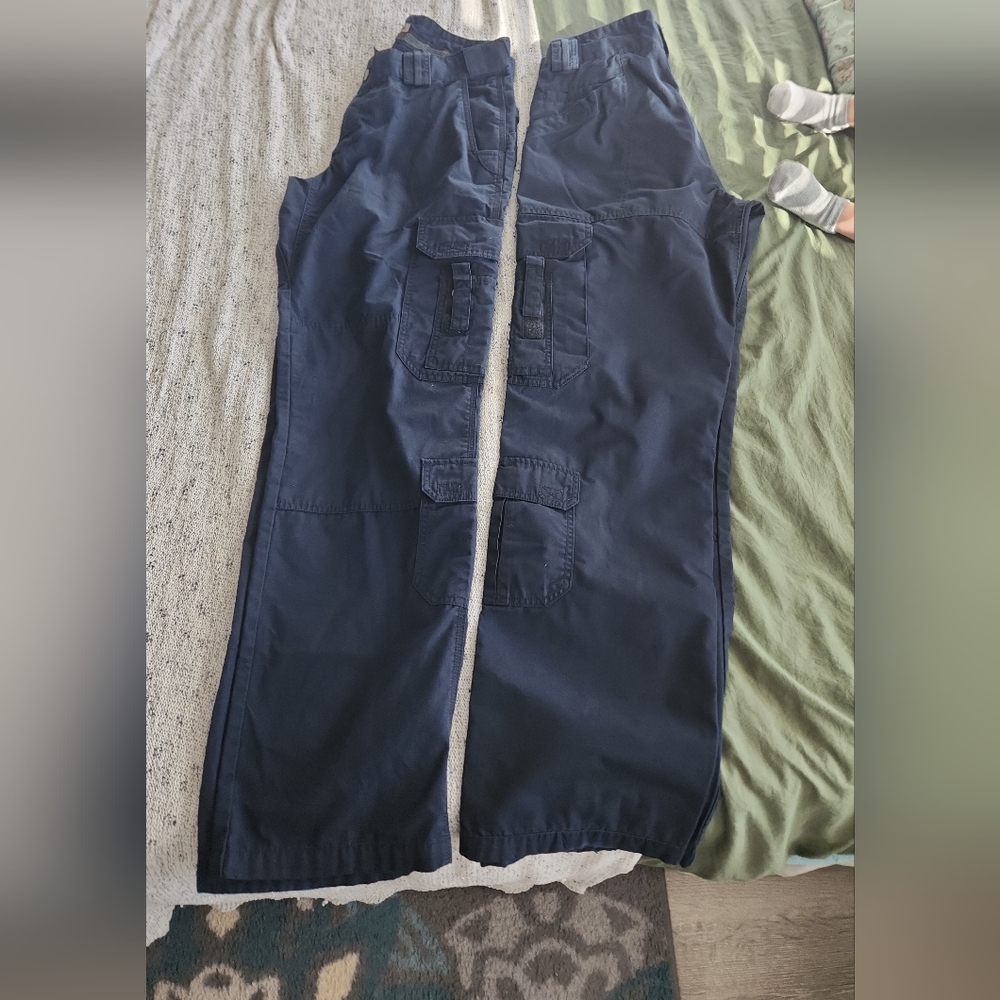 5.11 womens navy blue tactical pants.